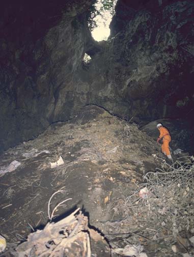 Si CT 074: Grotta delle Palombe